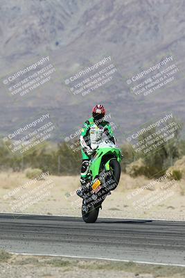 media/Dec-07-2025-CVMA (Sun) [[3e7d2de5dc]]/Race 8-Middleweight Shootout/